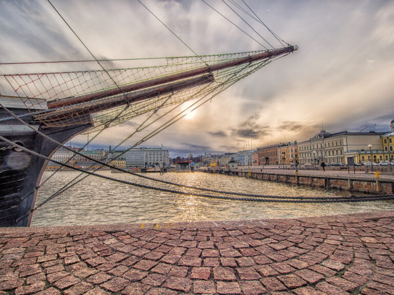 Old and new in reproductive endocrinology. Helsinki, 4/2015